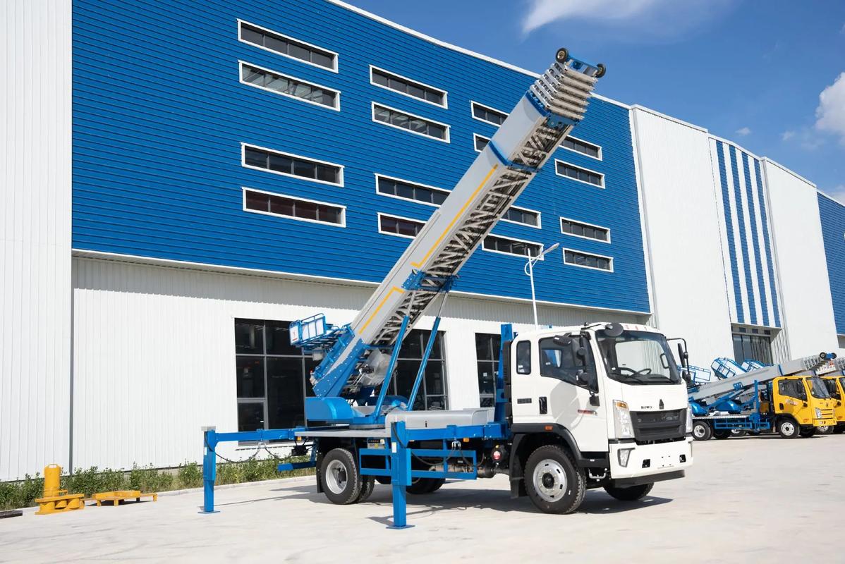 内丘县小型云梯车上料车租赁多少钱